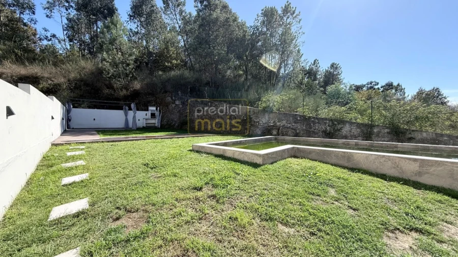 Moradia T3 para Venda em Guilhufe e Urrô Foto 5