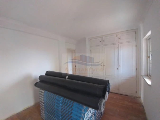 Moradia T7 para Venda em Rio de Mouro Foto 7