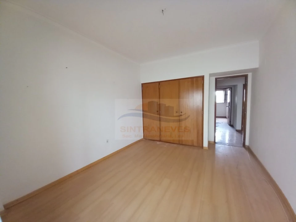 Apartamento T4 para Venda em Póvoa de Santa Iria e Forte da Casa Foto 22