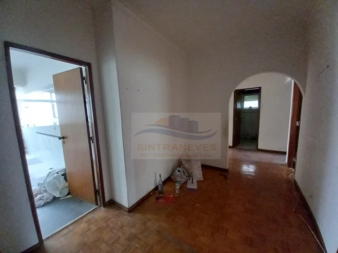 Apartamento T4 para Venda em Póvoa de Santa Iria e Forte da Casa Foto 5