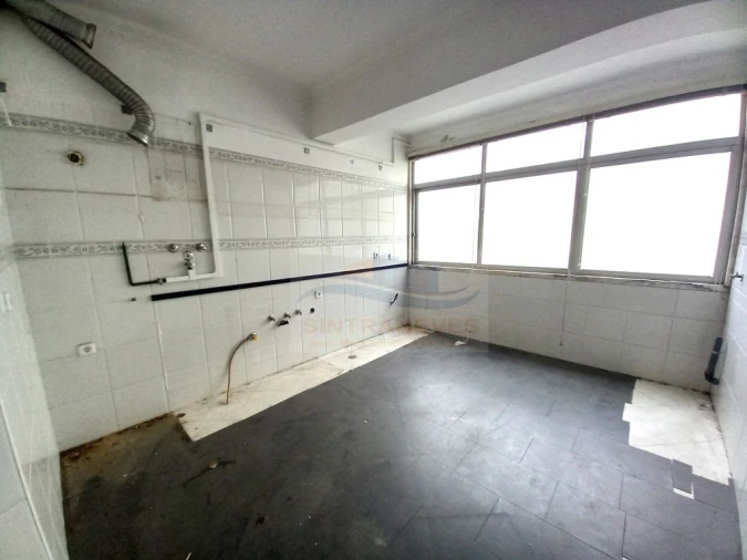 Apartamento T4 para Venda em Póvoa de Santa Iria e Forte da Casa Foto 8