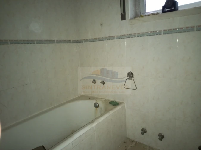 Apartamento T4 para Venda em Póvoa de Santa Iria e Forte da Casa Foto 25