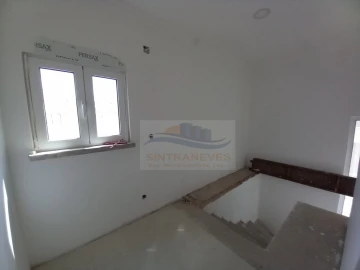 Moradia T5 para Venda em Amora