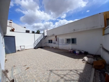 Moradia T5 para Venda em Amora