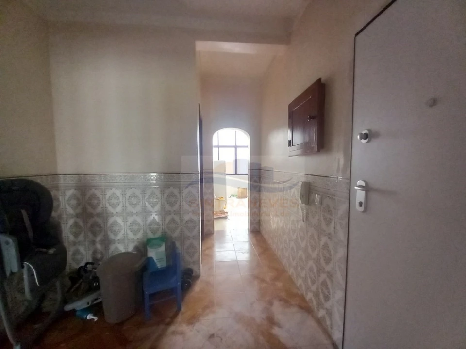 Apartamento T2 para Venda em Barreiro e Lavradio Foto 3