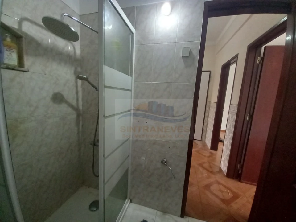 Apartamento T2 para Venda em Barreiro e Lavradio Foto 13