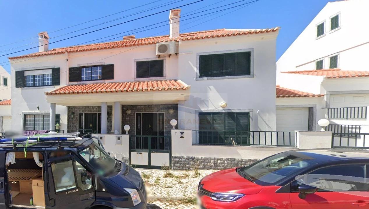 Moradia T5 para Venda em Santo Isidoro Foto 3