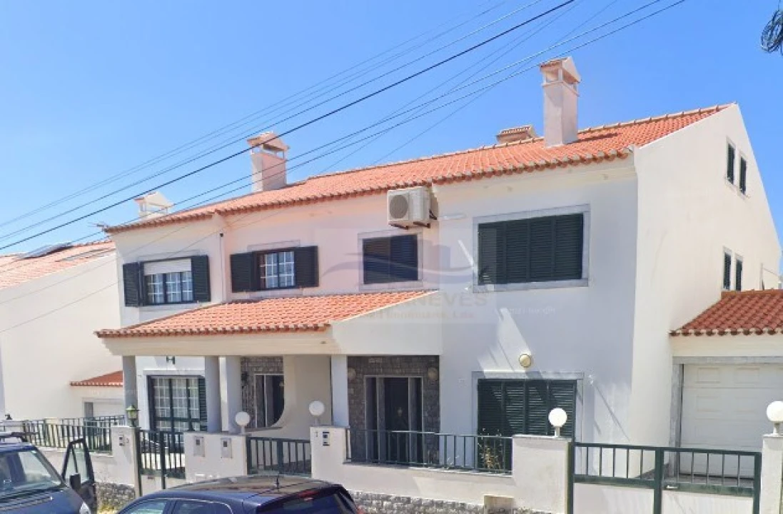 Moradia T5 para Venda em Santo Isidoro Foto 5