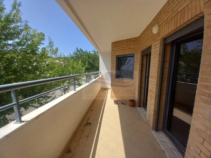 Apartamento T4 para Venda em Castanheira do Ribatejo e Cachoeiras Foto 1