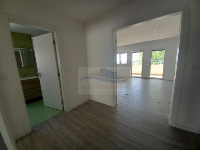 Apartamento T4 para Venda em Castanheira do Ribatejo e Cachoeiras Foto 14