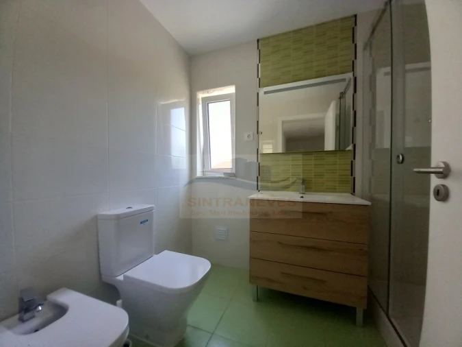 Apartamento T4 para Venda em Castanheira do Ribatejo e Cachoeiras Foto 24