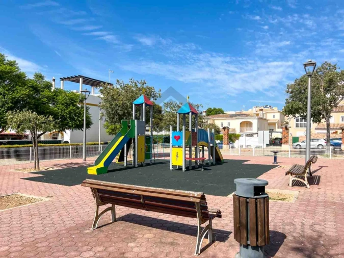 Moradia T3 para Venda em Lagos (São Sebastião e Santa Maria) Foto 69