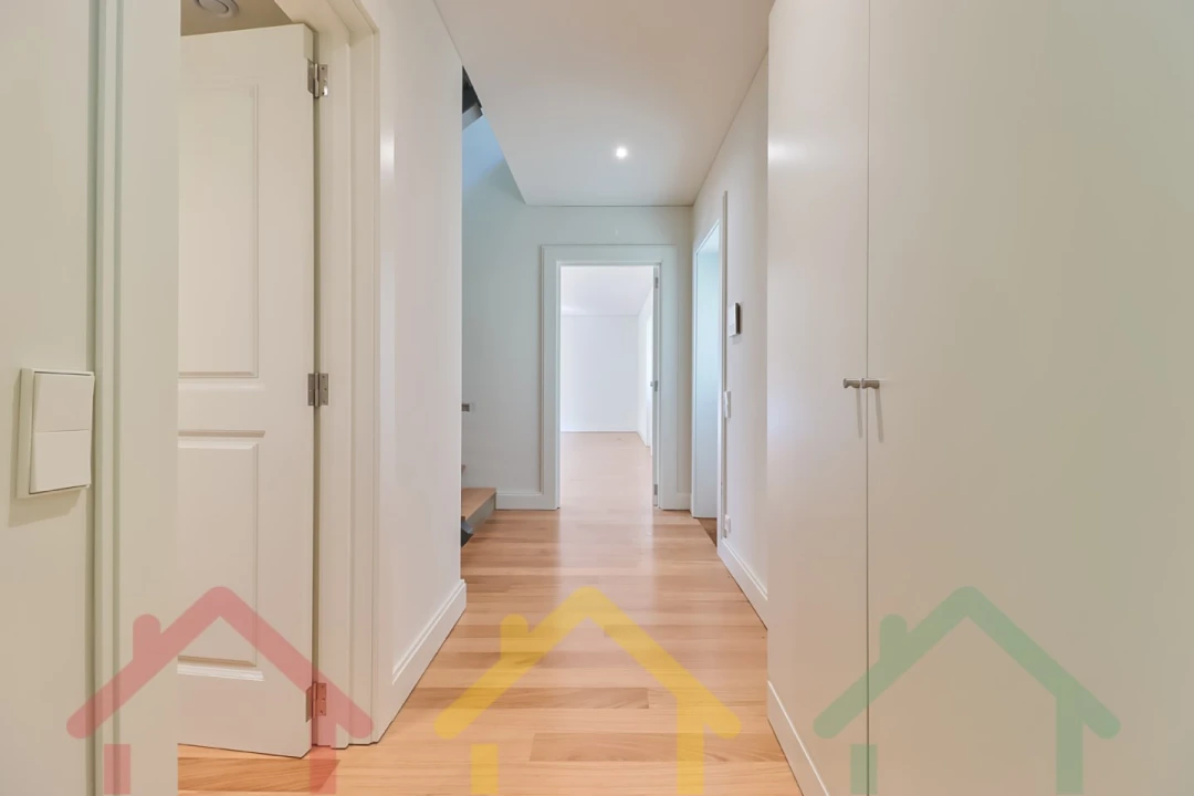 Apartamento T2 para Venda em Paranhos Foto 4