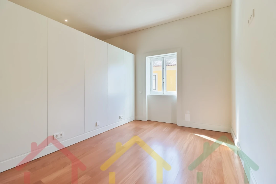 Apartamento T2 para Venda em Paranhos Foto 14