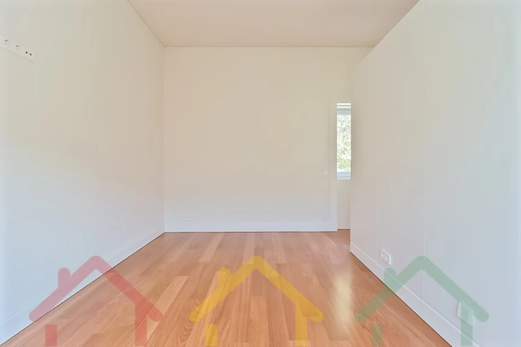 Apartamento T2 para Venda em Paranhos Foto 15