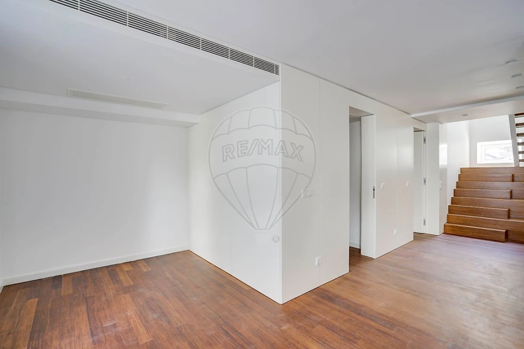 Apartamento T3 para Venda em Arroios Foto 7