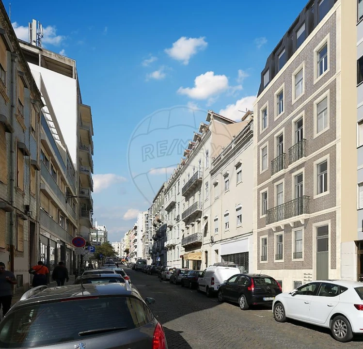 Apartamento T2 para Venda em Arroios Foto 6