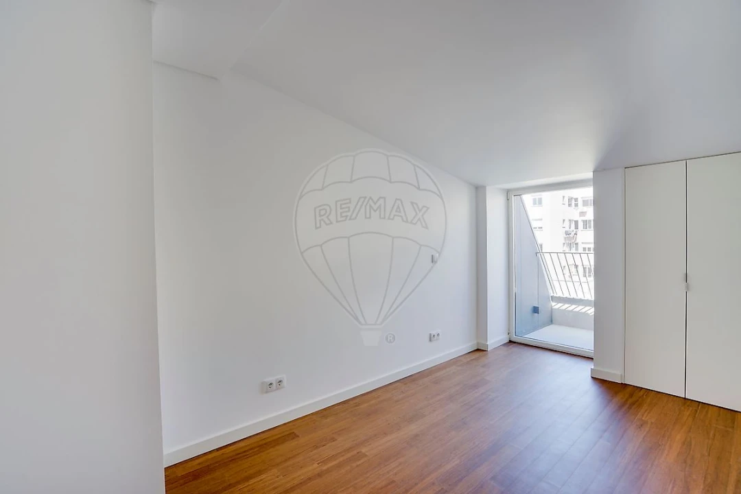 Apartamento T3 para Venda em Arroios Foto 22