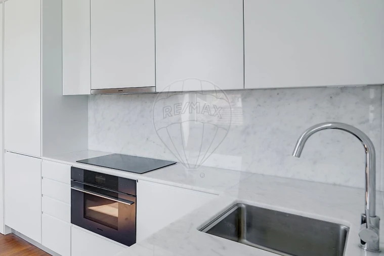 Apartamento T3 para Venda em Arroios Foto 11