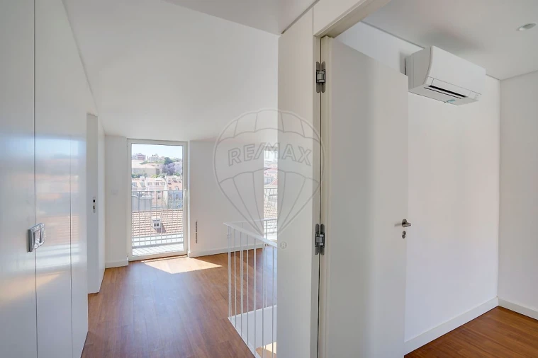 Apartamento T3 para Venda em Arroios Foto 14