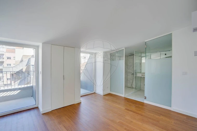 Apartamento T3 para Venda em Arroios Foto 18