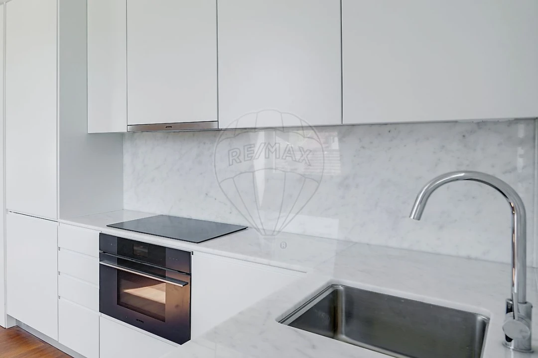 Apartamento T3 para Venda em Arroios Foto 11