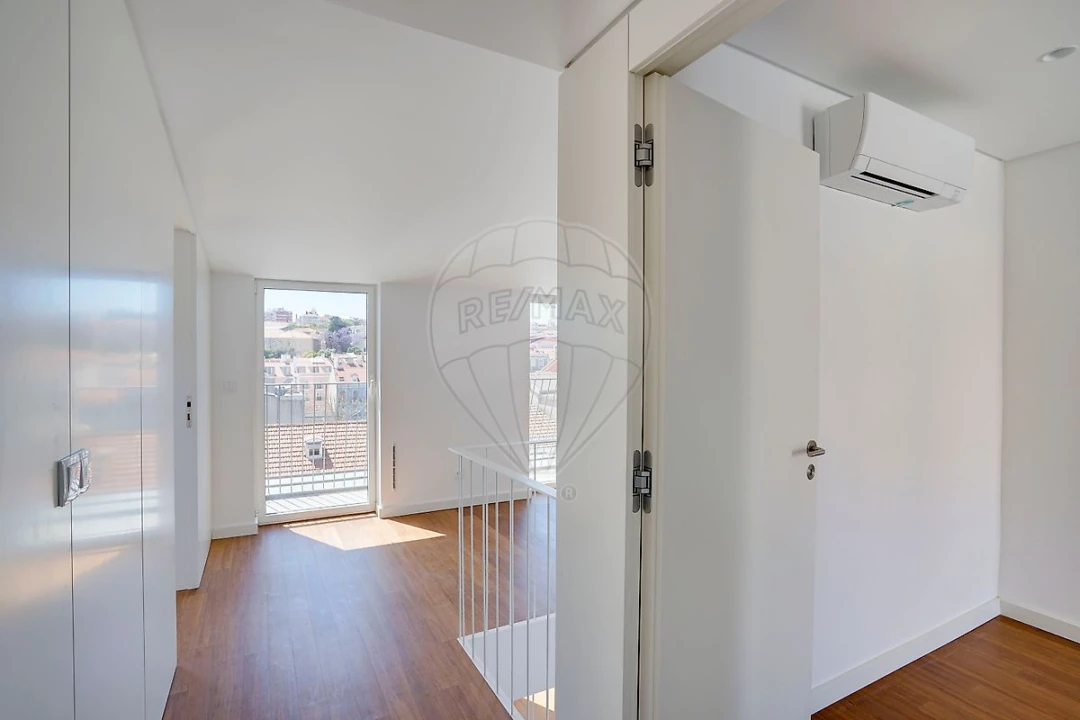 Apartamento T3 para Venda em Arroios Foto 14