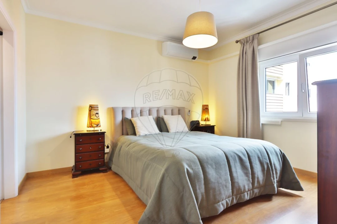 Apartamento T3 para Arrendamento em Cacém e São Marcos Foto 13