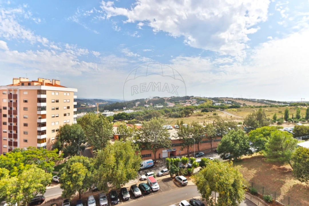Apartamento T3 para Arrendamento em Cacém e São Marcos Foto 22