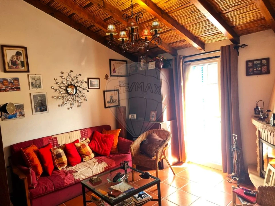 Moradia T3 para Venda em São Teotónio Foto 4