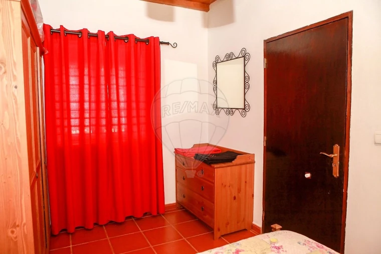 Moradia T3 para Venda em São Teotónio Foto 16