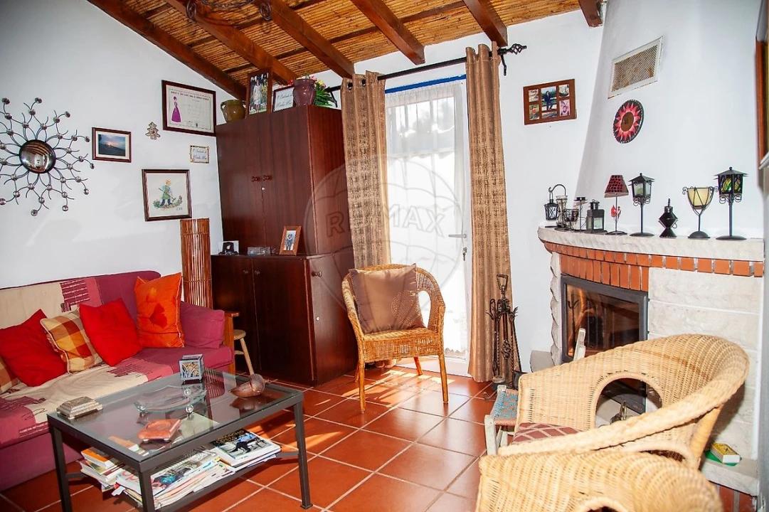 Moradia T3 para Venda em São Teotónio Foto 6