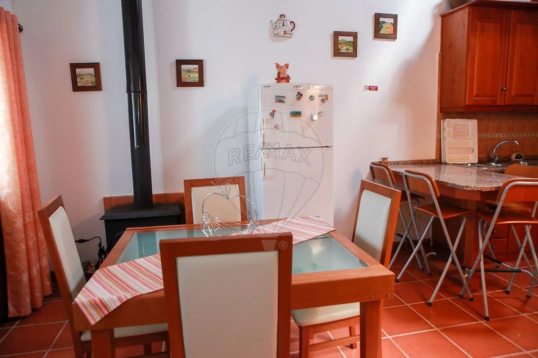 Moradia T3 para Venda em São Teotónio Foto 11