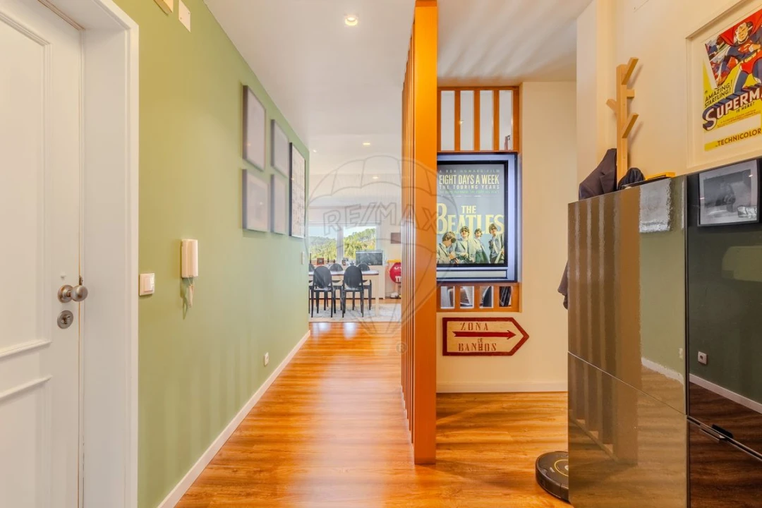 Apartamento T3 para Venda em Milheiros de Poiares Foto 4