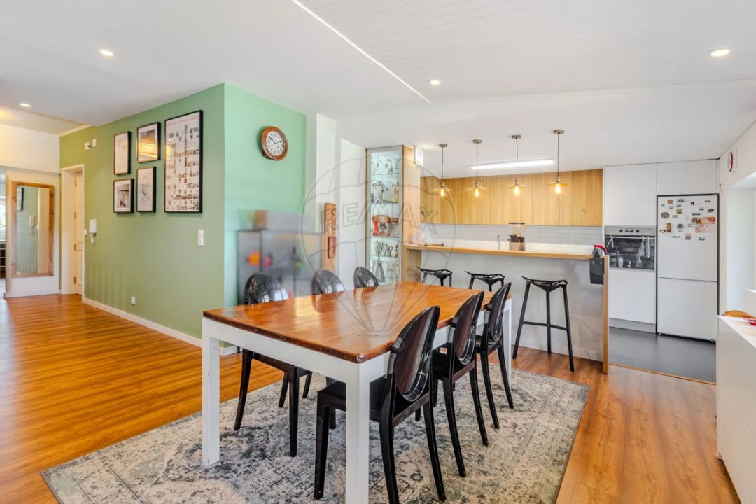 Apartamento T3 para Venda em Milheiros de Poiares Foto 7