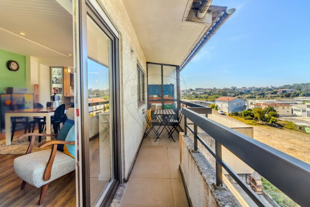 Apartamento T3 para Venda em Milheiros de Poiares Foto 11