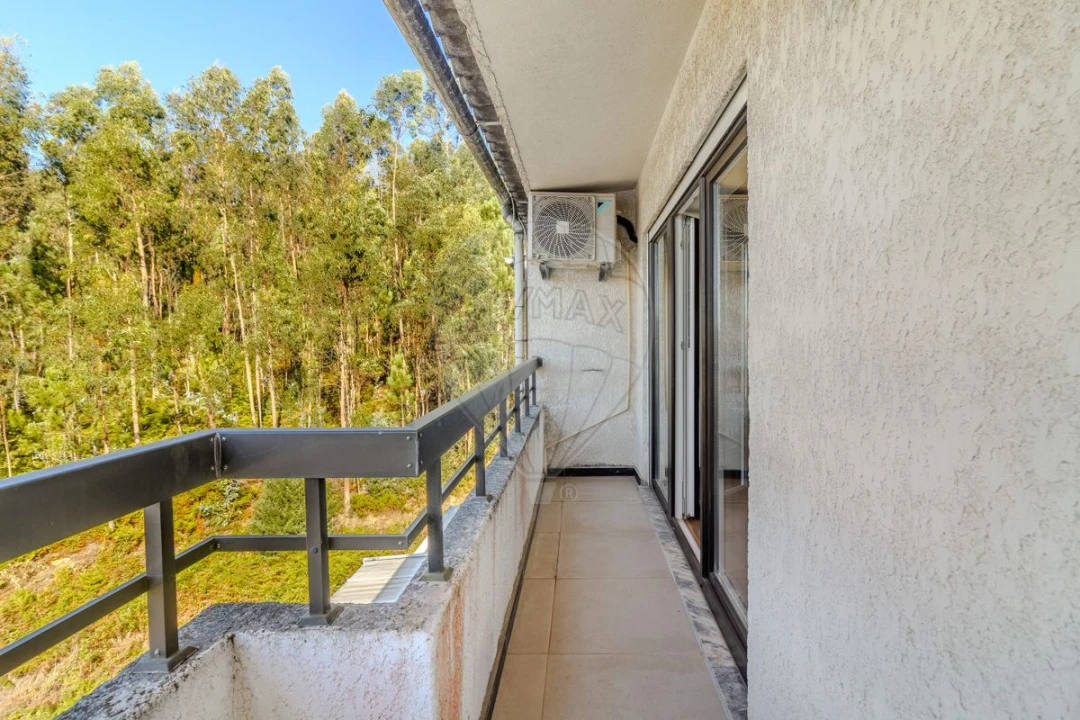 Apartamento T3 para Venda em Milheiros de Poiares Foto 23