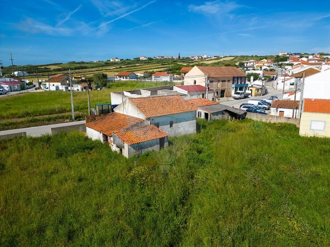 Moradia T2 para Venda em São Pedro da Cadeira Foto 11