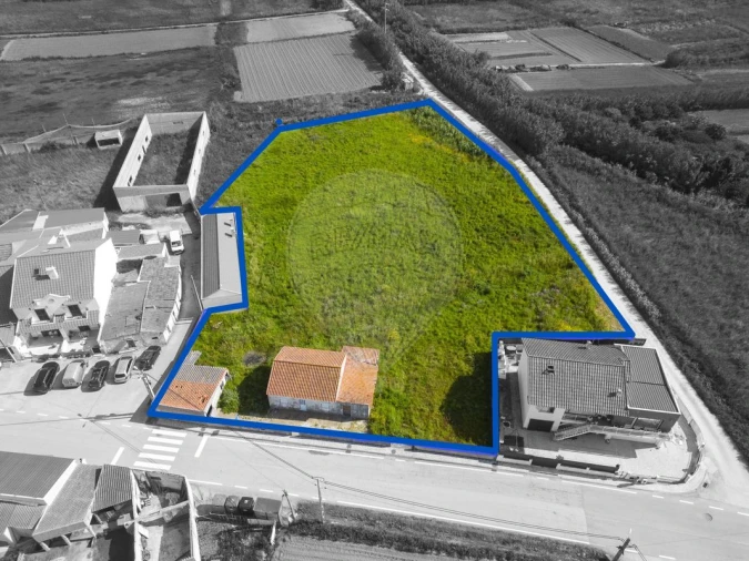 Moradia T2 para Venda em São Pedro da Cadeira