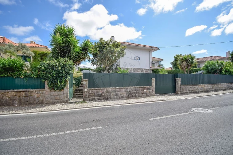 Moradia T5 para Venda em Algueirão-Mem Martins Foto 44