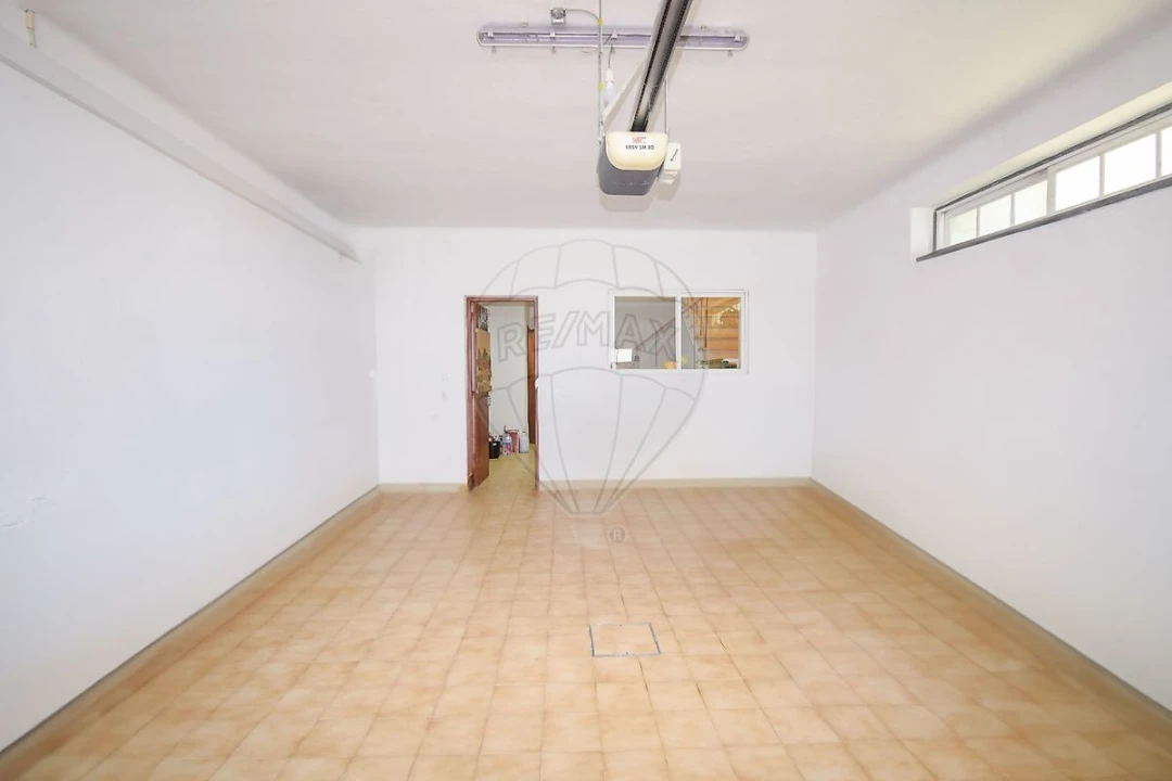 Moradia T5 para Venda em Algueirão-Mem Martins Foto 35