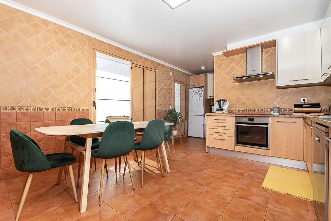 Apartamento T3 para Venda em Aldeia Galega da Merceana e Aldeia Gavinha Foto 3