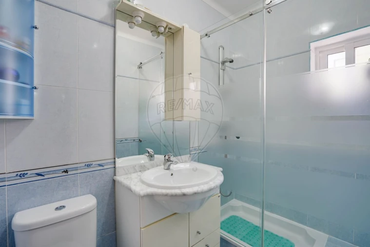 Moradia T3 para Venda em Alverca do Ribatejo e Sobralinho Foto 4