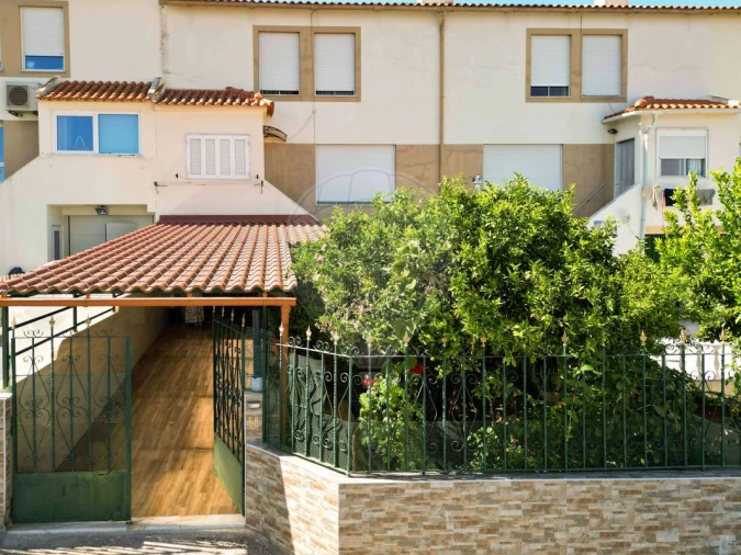 Moradia T3 para Venda em Alverca do Ribatejo e Sobralinho Foto 38