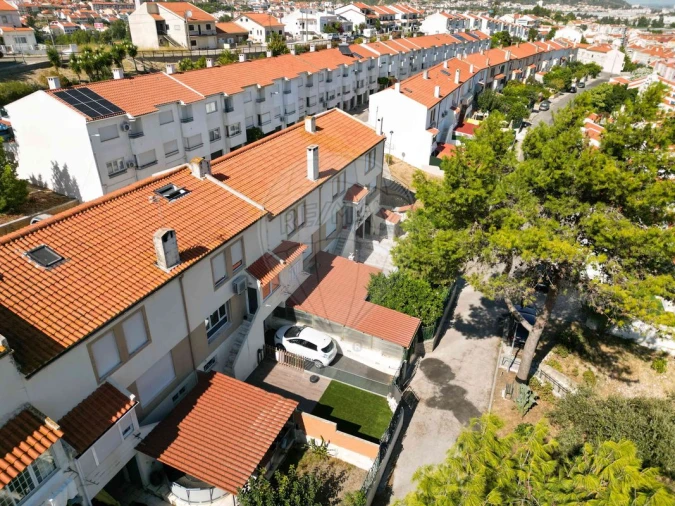 Moradia T3 para Venda em Alverca do Ribatejo e Sobralinho Foto 2