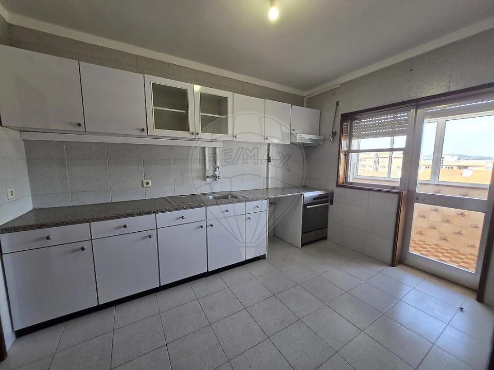 Apartamento T3 para Arrendamento em Ermesinde Foto 4