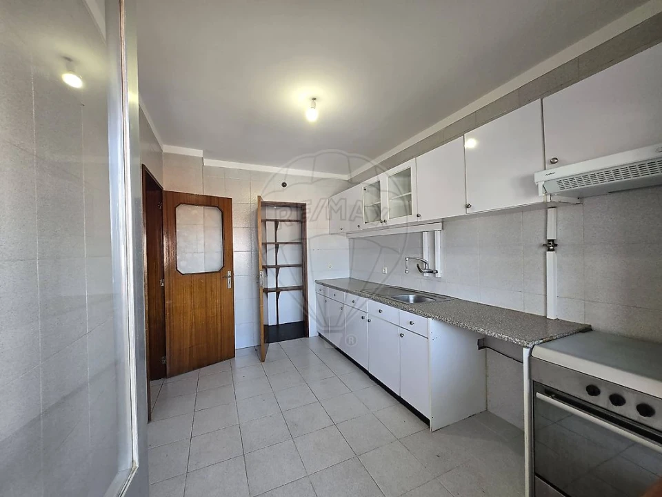 Apartamento T3 para Arrendamento em Ermesinde Foto 6