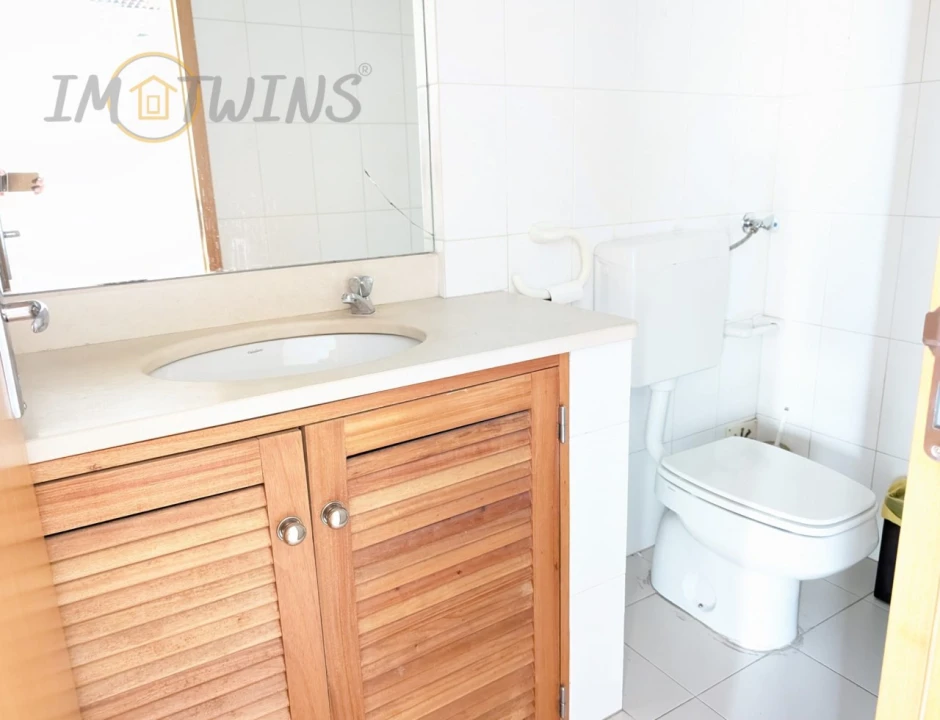 Escritório para Venda em Massamá e Monte Abraão Foto 9