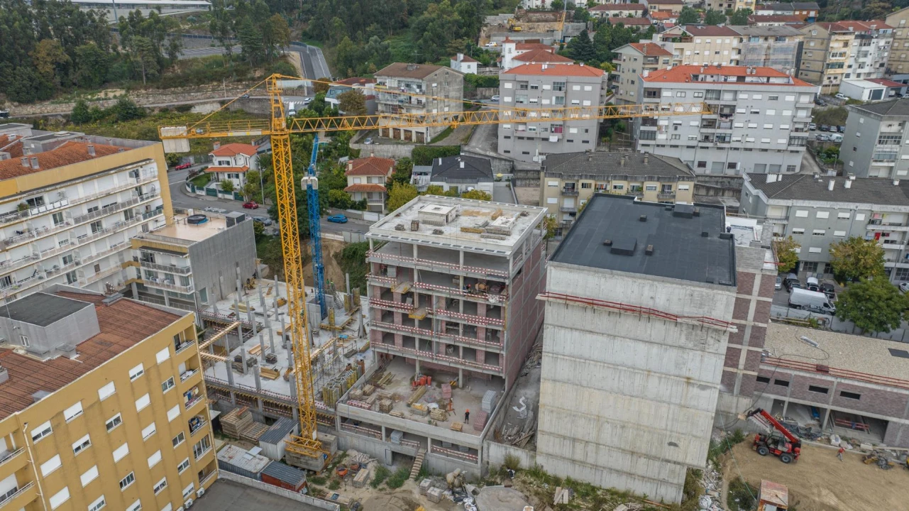 Apartamento T2 para Venda em Braga (Maximinos, Sé e Cividade) Foto 33