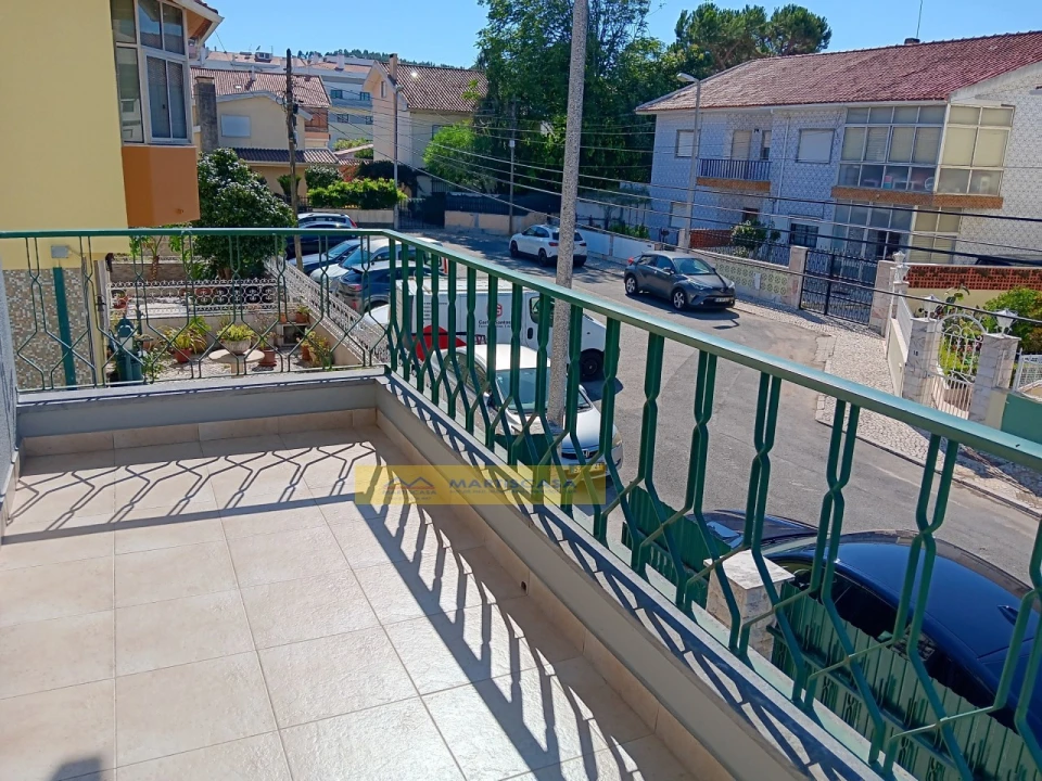 Moradia T4 para Venda em Algueirão-Mem Martins Foto 39